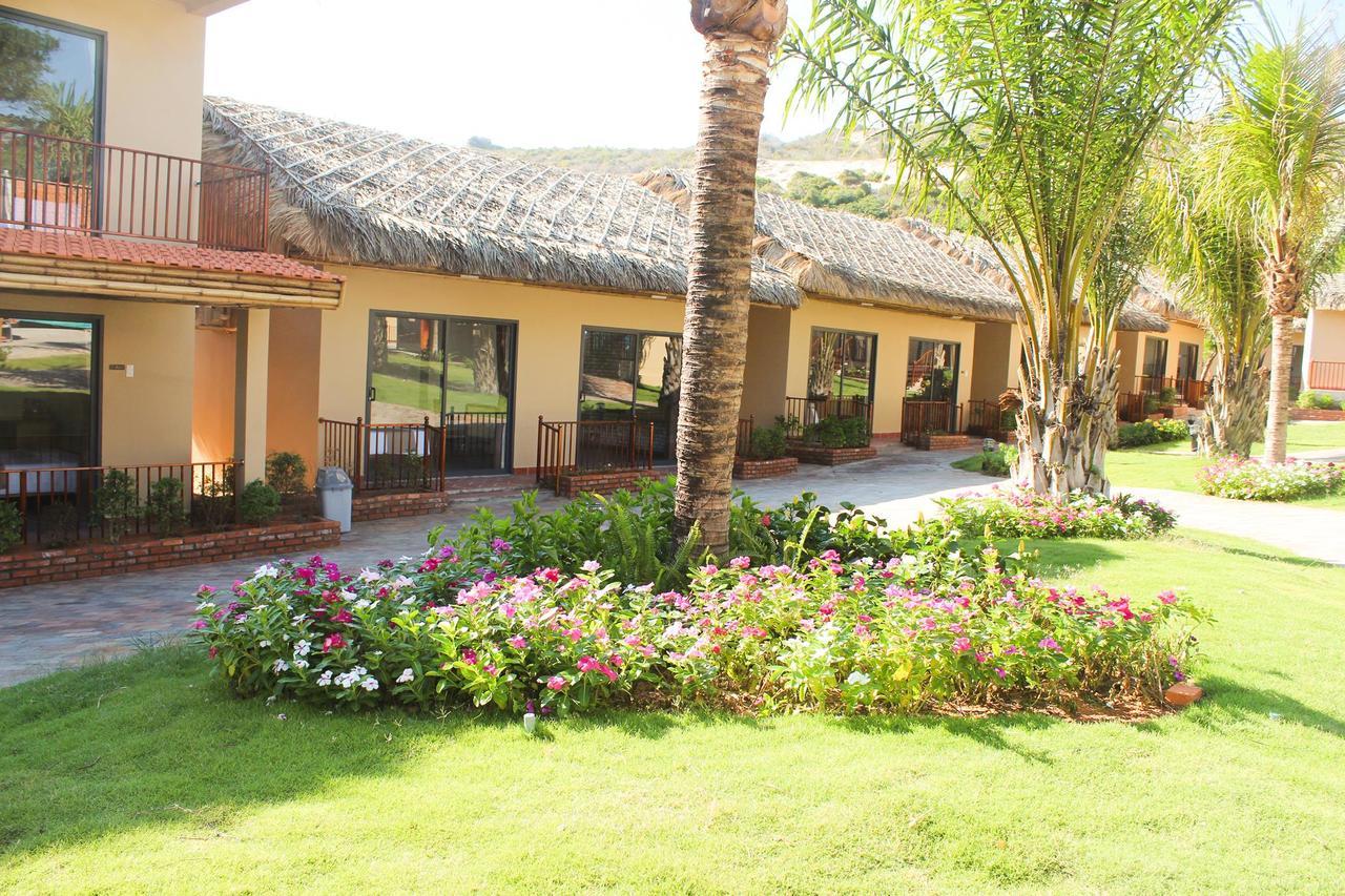 Eagles Beach Resort Phan Thiet Exterior foto