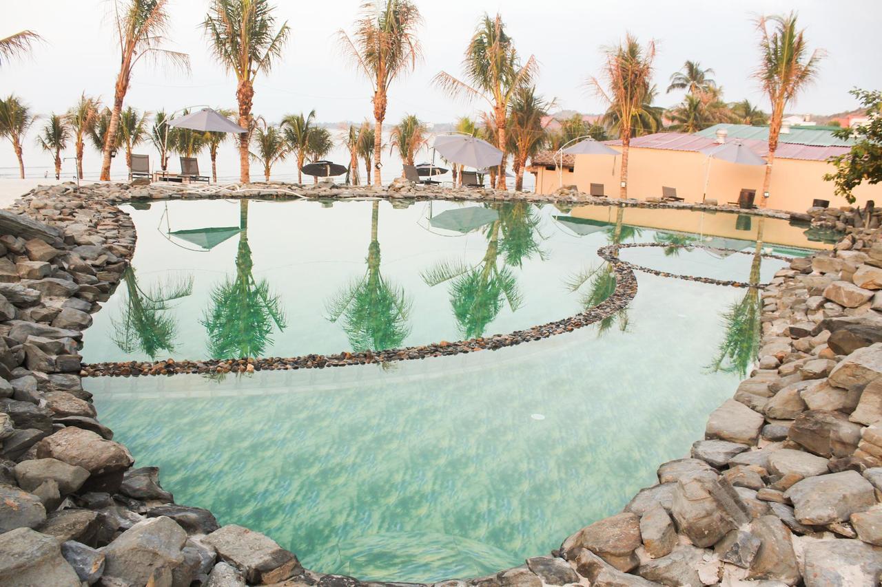 Eagles Beach Resort Phan Thiet Exterior foto